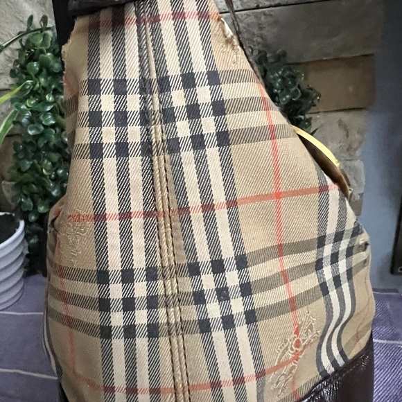 Authentic Burberry Hobo w/ Charm (tears & fraying) - Picture 5 of 15